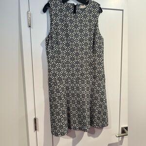 NWT Tory Burch sleeveless navy and ivory stitched dress - size 12